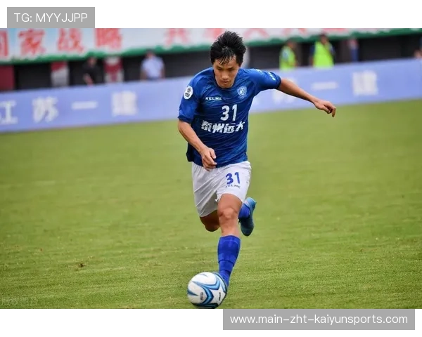 球员退役转型路径多元：教练与解说并行