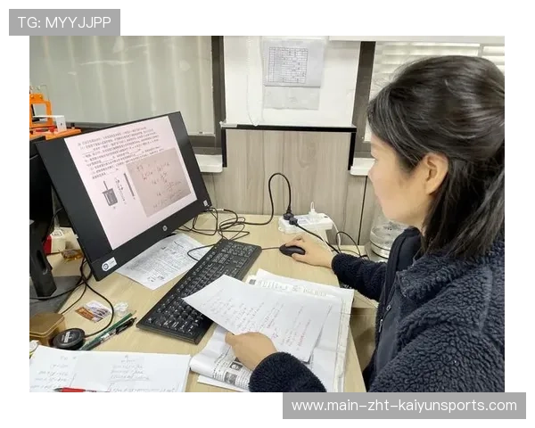 若干球星抽空到青训营授课，星光熠熠的课堂吸睛